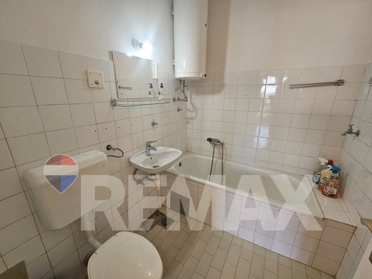 Komforan dvosoban stan 60m2 sa pogledom na grad/Starčevica 17