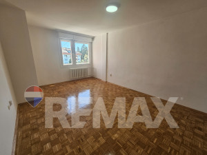 Komforan dvosoban stan 60m2 sa pogledom na grad/Starčevica photo 2