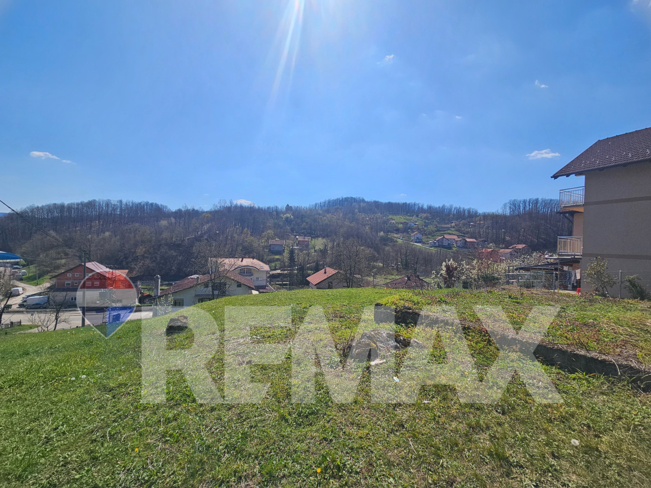 Odličan plac 940m2 za izgradnju kuće/ UT uslovi/ Lauš-Saračica