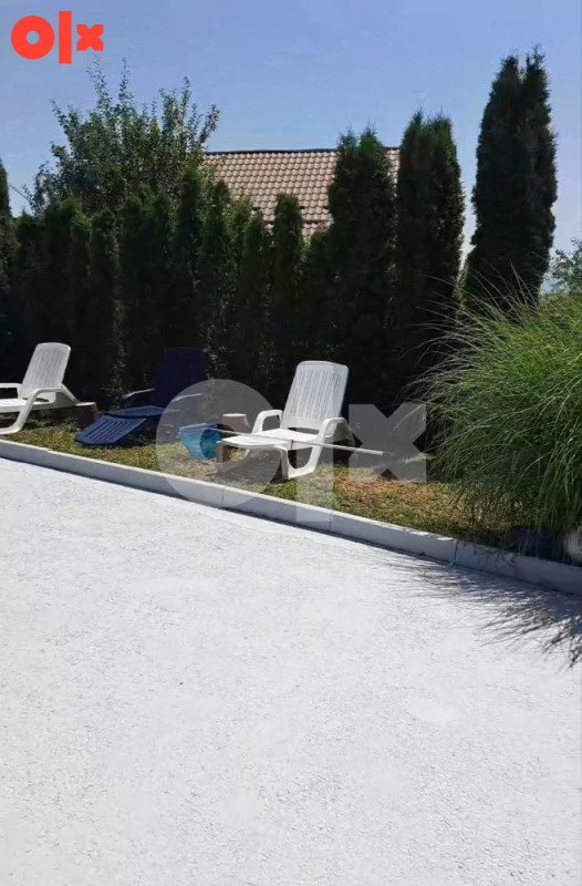 Izdavanje kuca sa bazenom na dan Ilidza juni moguc dnevni najam - Widok 4
