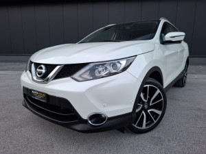 NISSAN QASHQAI 1.6 DCI 4X4 2015.G. **161000 KM** TEKNA / KAM 360