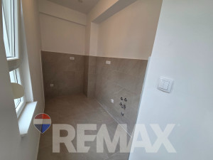 Nov četverosoban stan 98m2, centar, garaža 19m2, ostava 14m2 photo 5