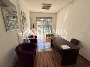 NAJAM: Poslovni prostor 36 m2 - Nova Zenica