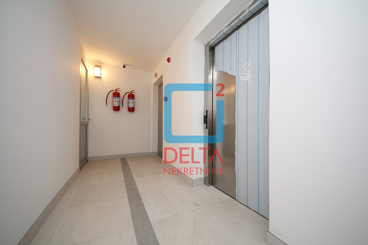 Cijena sa PDV! Prostran trosoban stan /70m2/ Lužani / Ilidža Sky 19