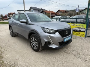 Peugeot 2008 1.5 hdi *NAVI*LED*TOP AUTO*