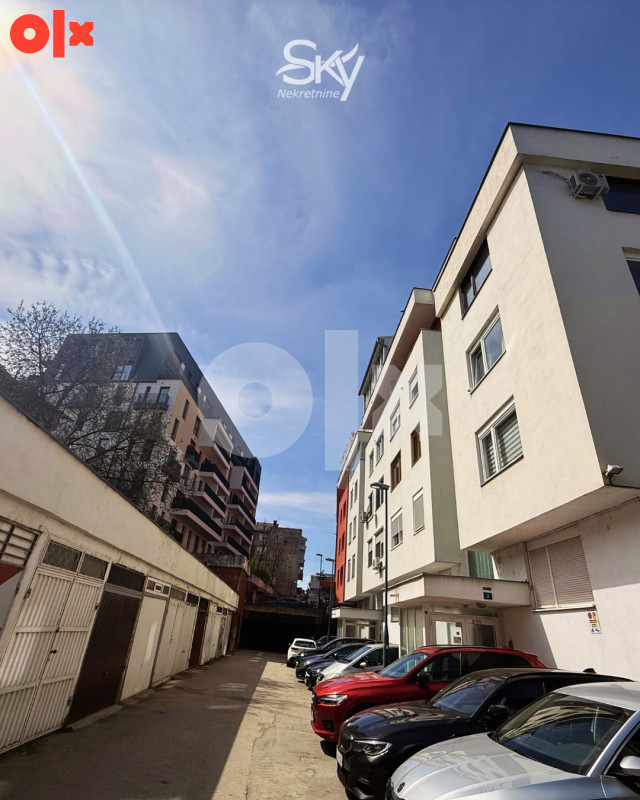 Dvoiposoban stan i garaža, Novo Sarajevo I Sky nekretnine 2