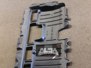 Zaštita plastika motora Peugeot 208