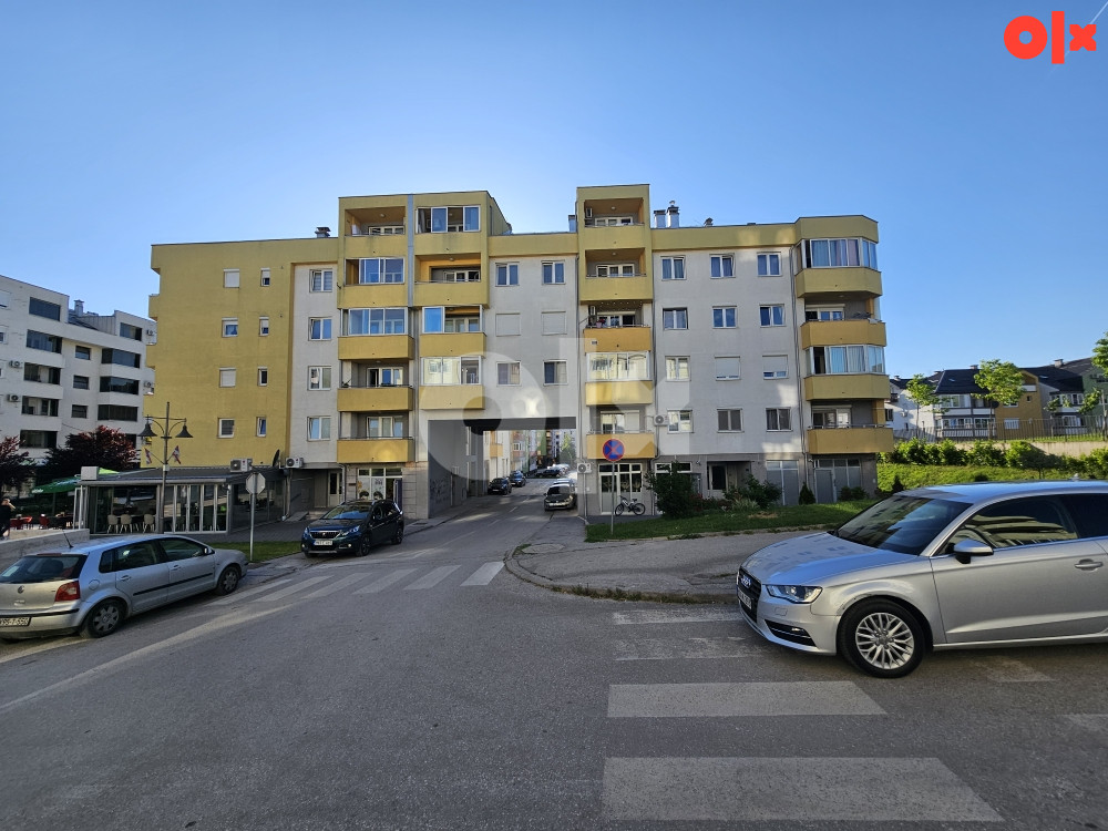 Stan Istočno Sarajevo Dobrinja I 41 m2
