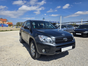 Toyota RAV4 4x4 2200 ccm 100 kw 2006 reg 08 2026