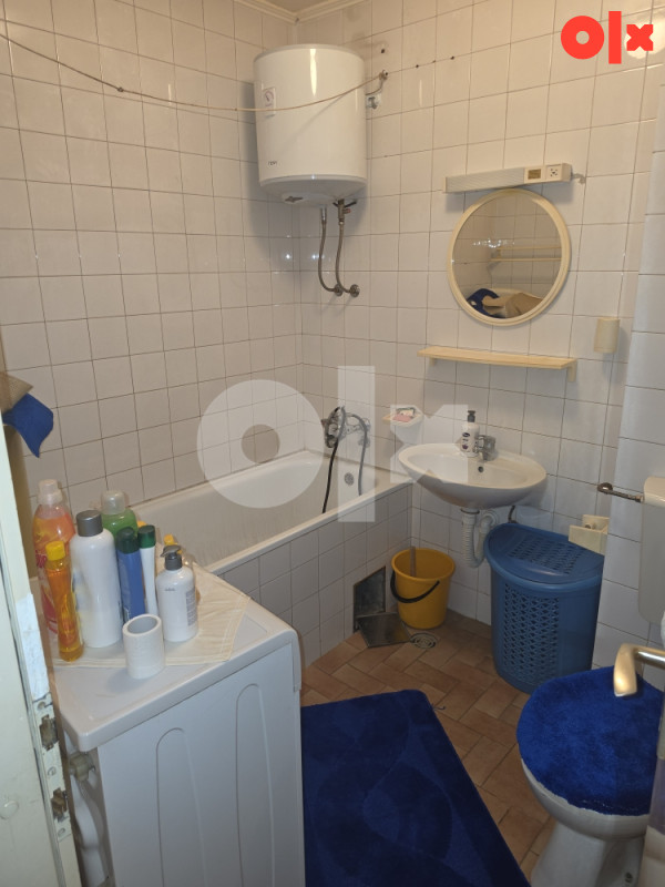 Prodajem 42m2 Slavinovići 2