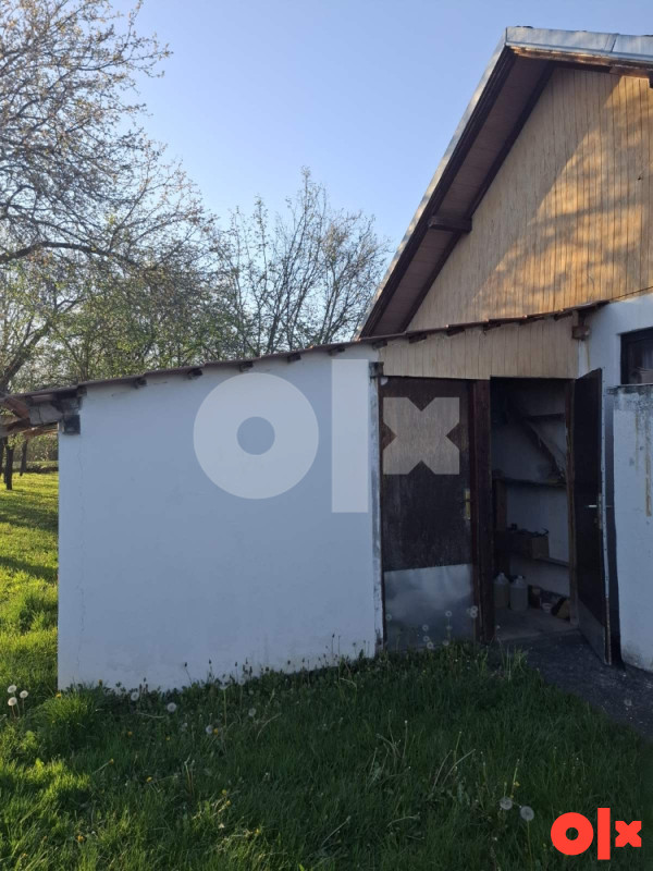 Prodajem kuću-Laktaši 14