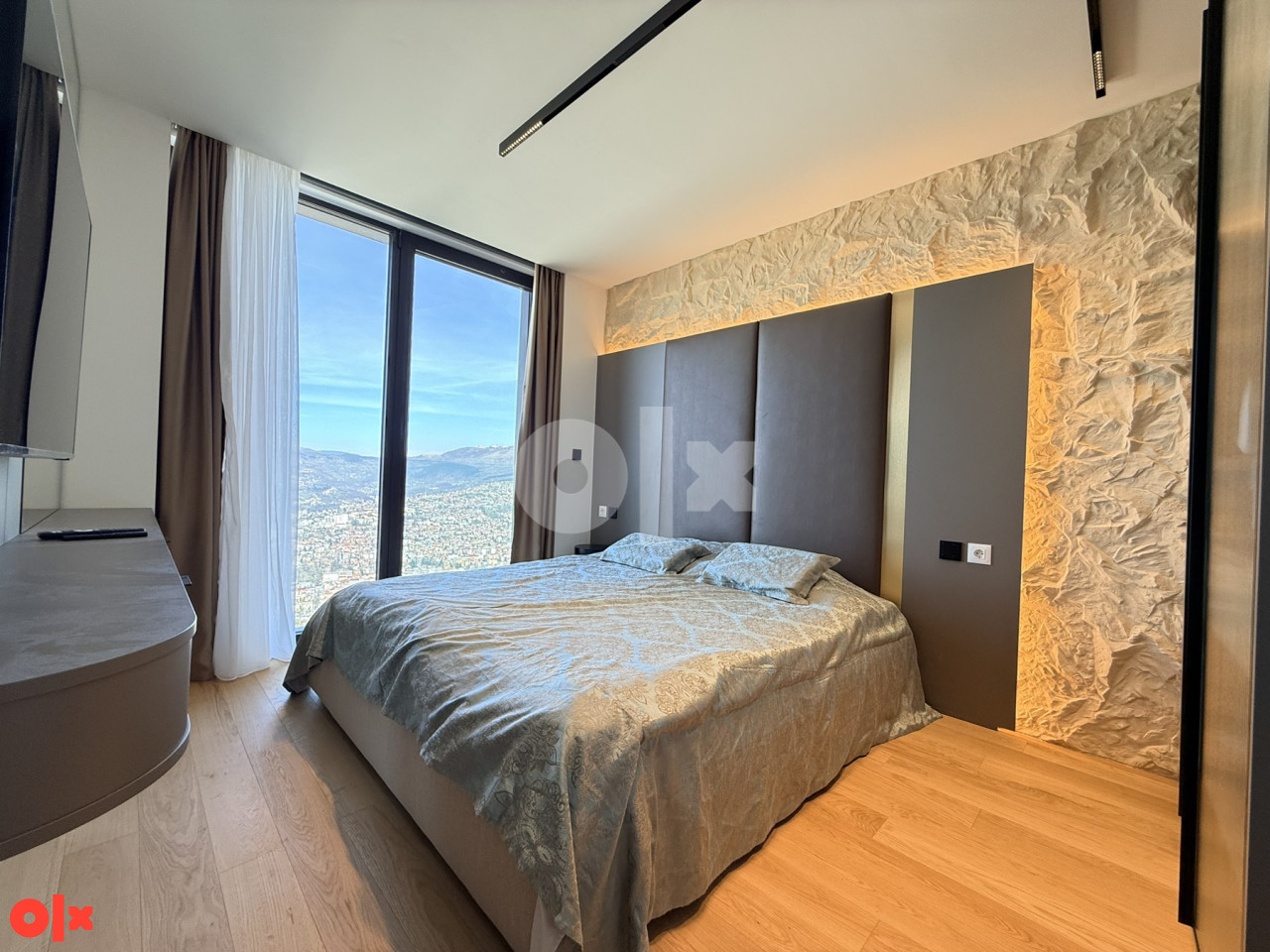 CASA MIA / Četverosoban stan / 103m2 / Roof Gardens / Trebević 17