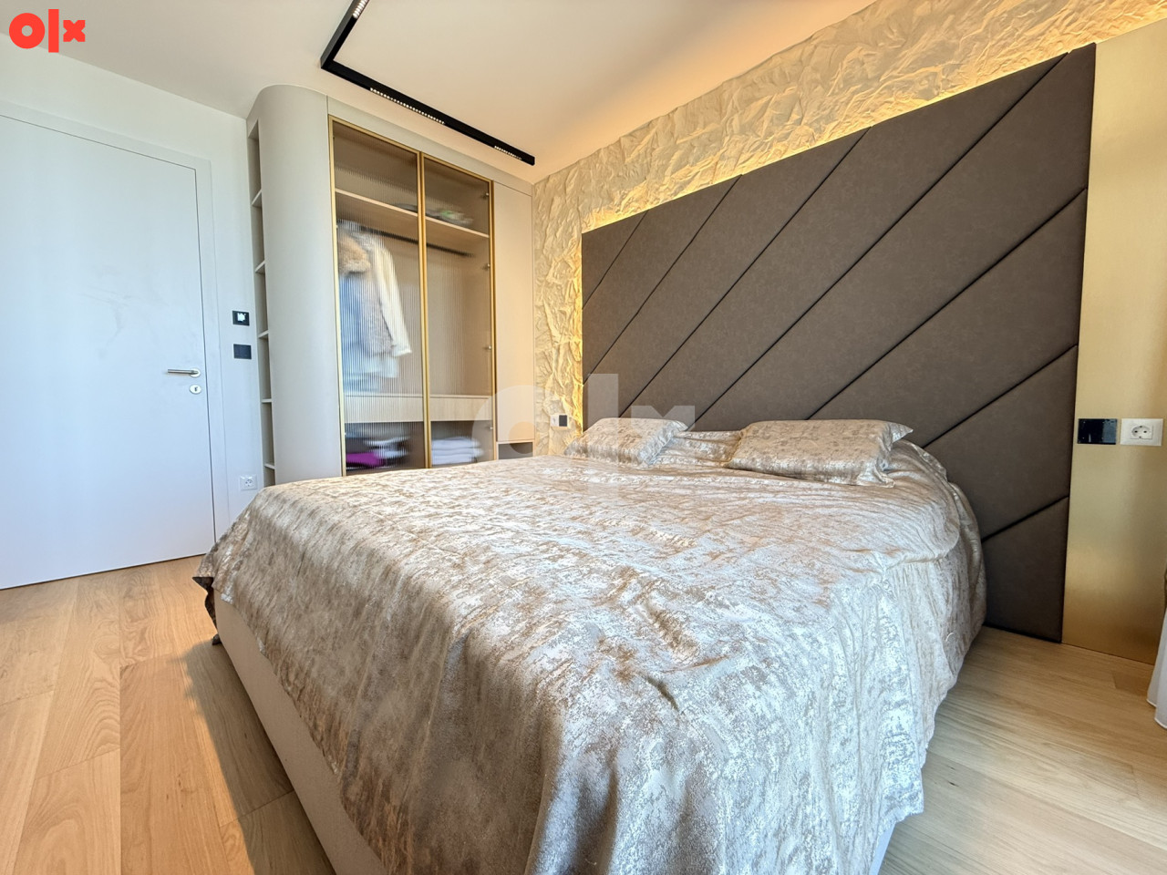 CASA MIA / Četverosoban stan / 103m2 / Roof Gardens / Trebević 22