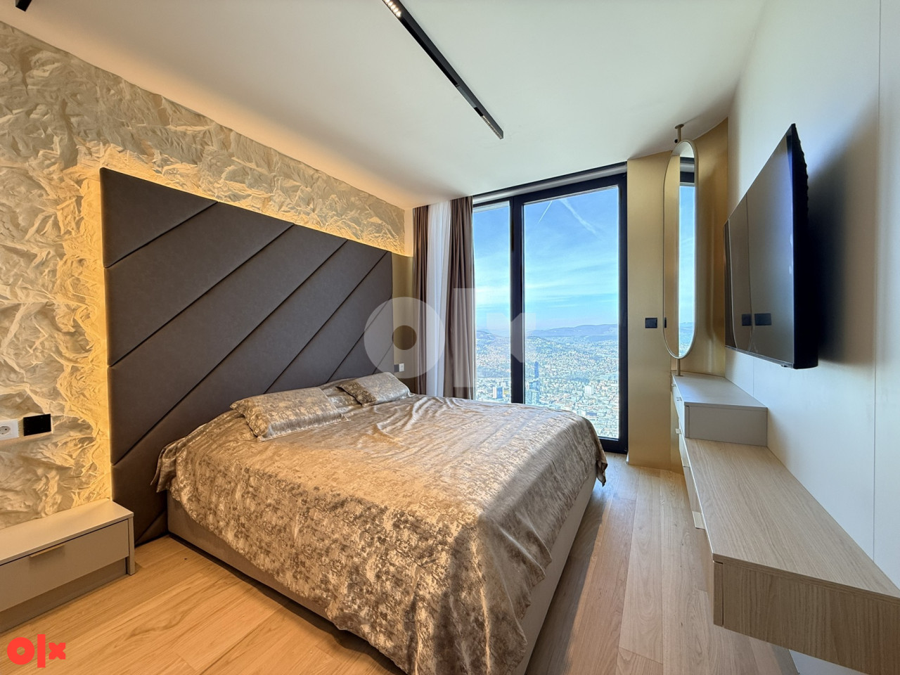 CASA MIA / Četverosoban stan / 103m2 / Roof Gardens / Trebević 20