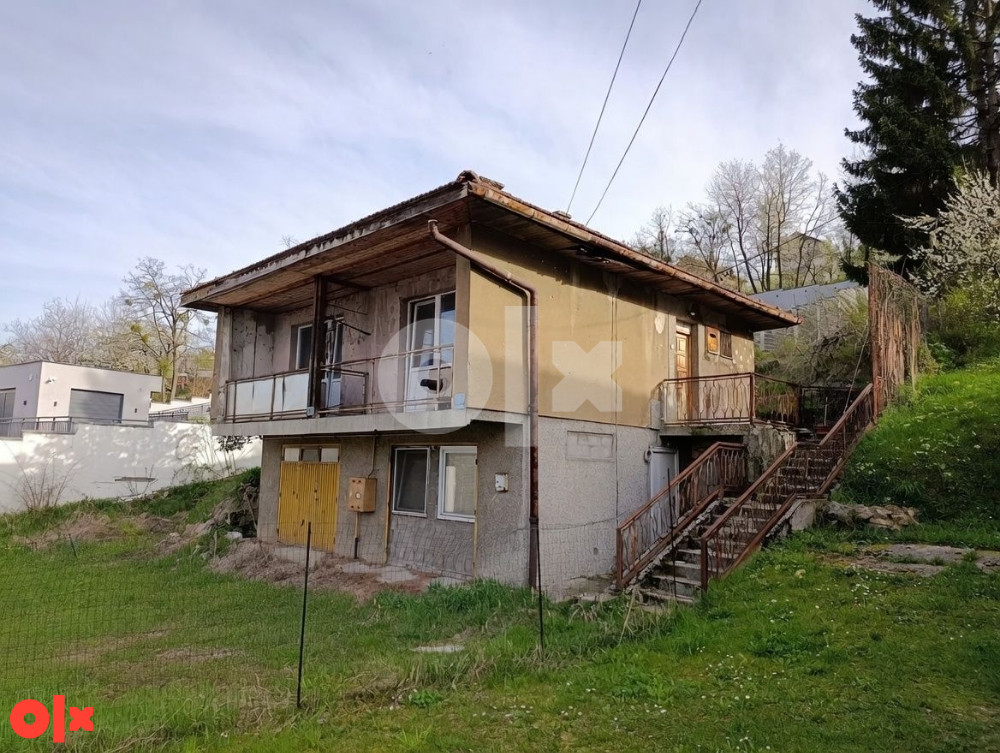 Kuća Kobilja Glava uz magistralni put