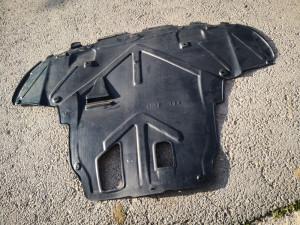 Zaštita plastika motora Alfa romeo 159