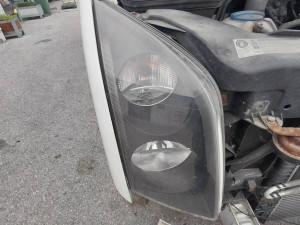 Farovi za CRAFTERA, lijevi i desni