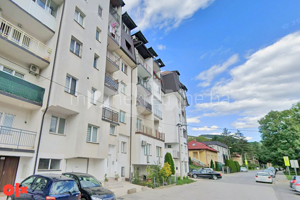 m2: Vogošća / Trosoban stan 74m2 / 3. sprat / novija gradnja