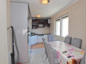 m2: Vogošća / Trosoban stan 74m2 / 3. sprat / novija gradnja photo 5