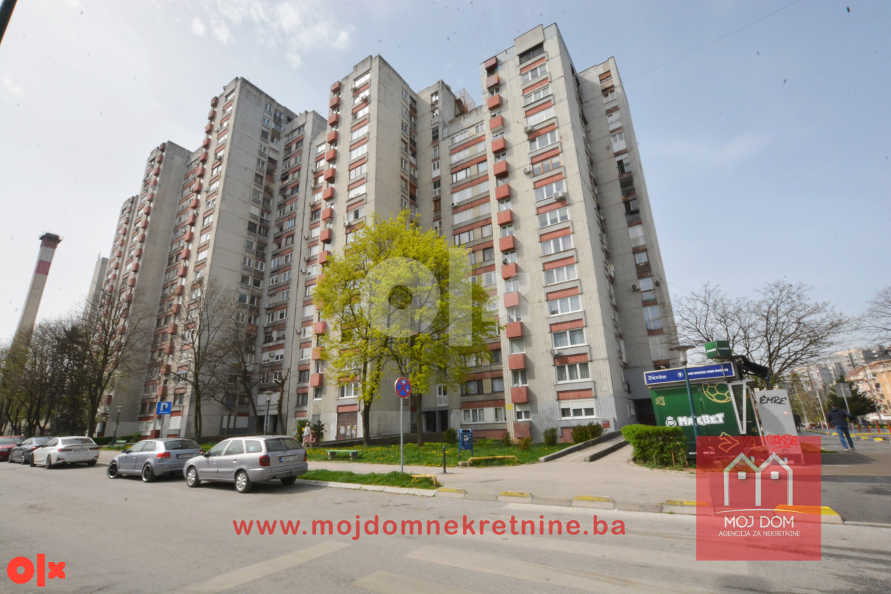Svijetao dvosoban stan 52m2 Alipašino Polje B Faza 2