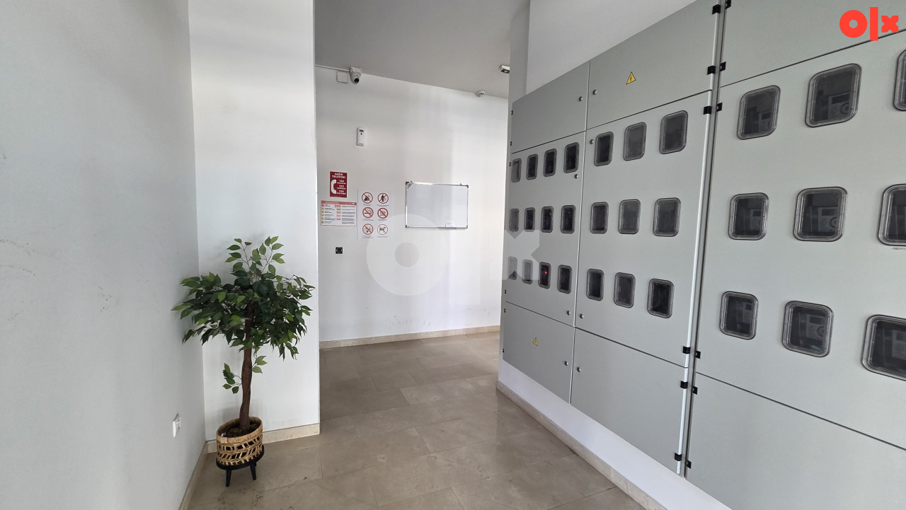 Moderno namješten trosoban stan Istočno Sarajevo 76 m2 2