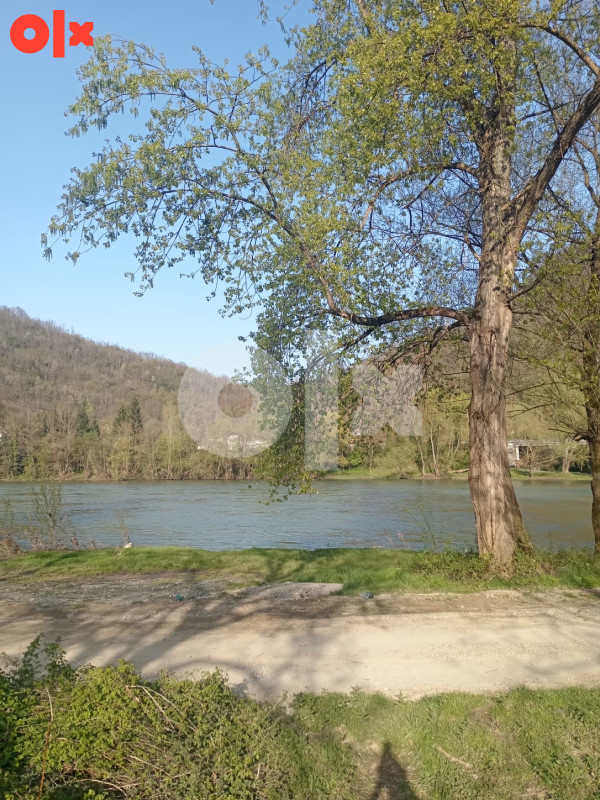 Prodajem plac Bratunac Krasanpolje 2