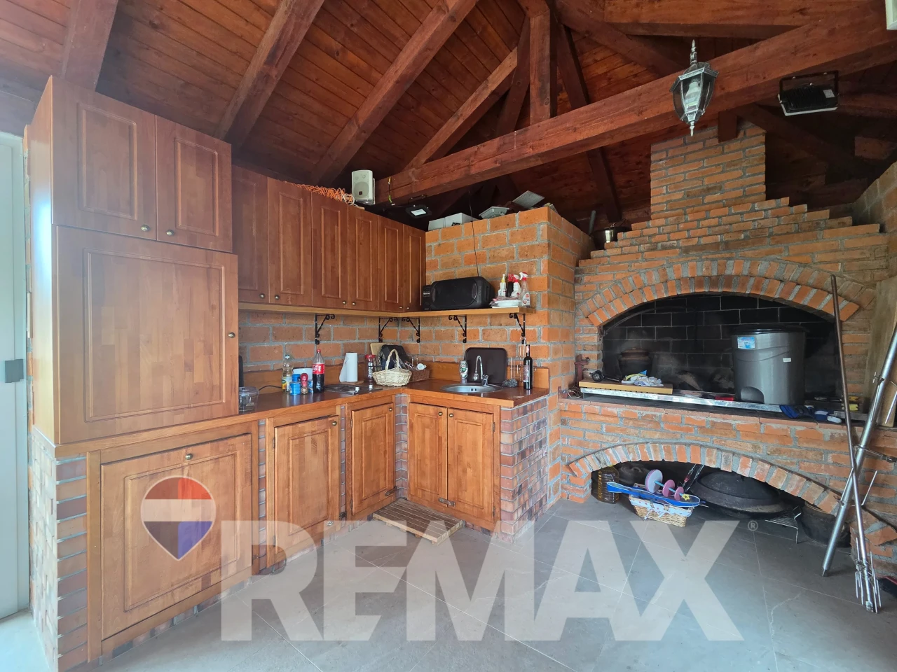 Luksuzno imanje-vikend kuća,spa/sauna,ladara,potok,smart home 12