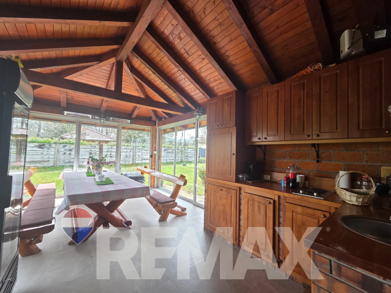Luksuzno imanje-vikend kuća,spa/sauna,ladara,potok,smart home 13