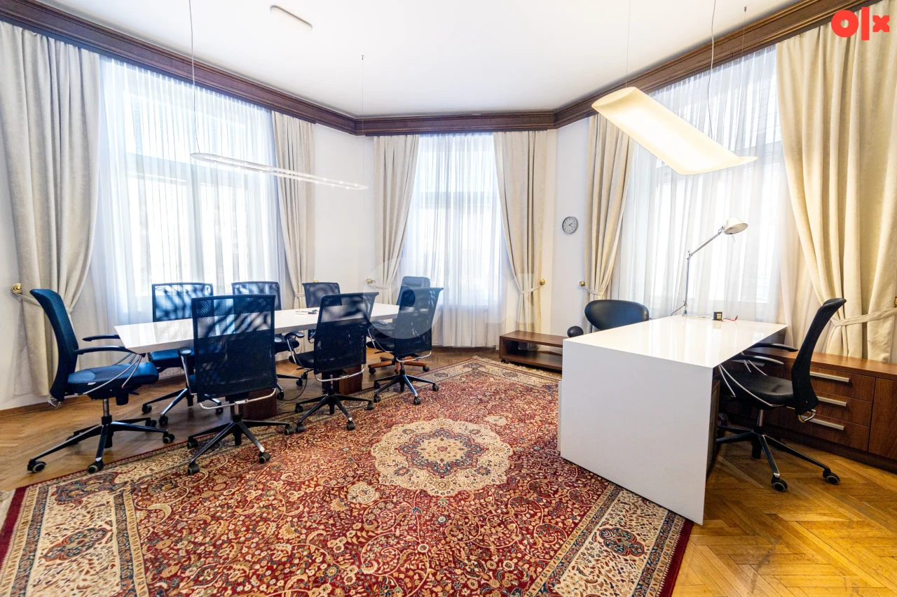 UNIKOD - Vrhunski poslovni prostor - Centar Maršala Tita 220 m2