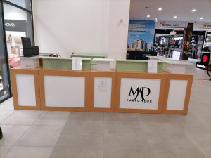 Trgovački pult izložbeni pult 2 4x2