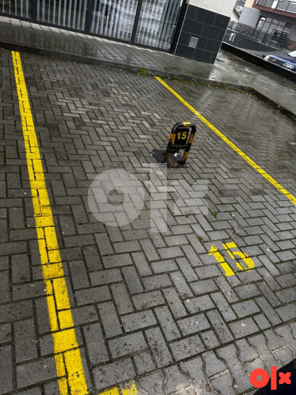 Iznajmljujem parking mjesto broj 15.Markovica Srebrenik