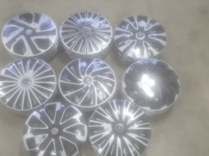 Ratkape  15 - 16 inch za razna vozila sa razmim znakovima
