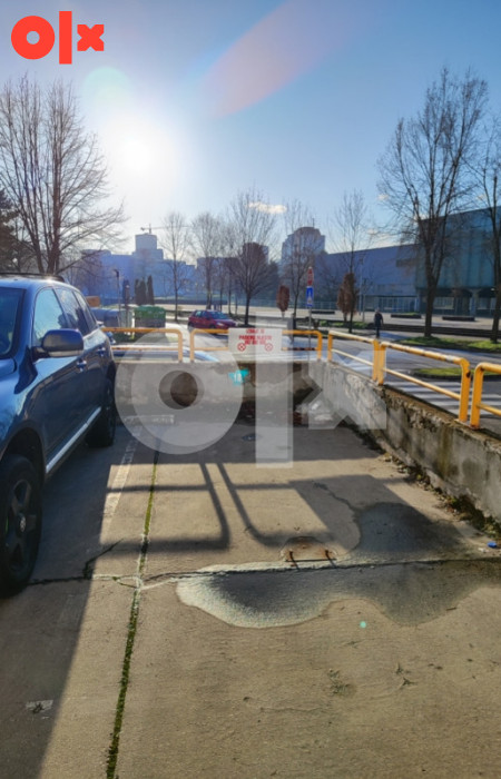 Poslovni prostor Tuzla 17m2 2