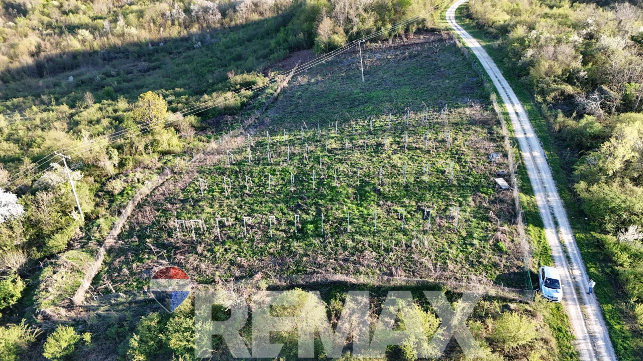 Zemljište za solarnu elektranu | 52.317 m2 | Derventa 10