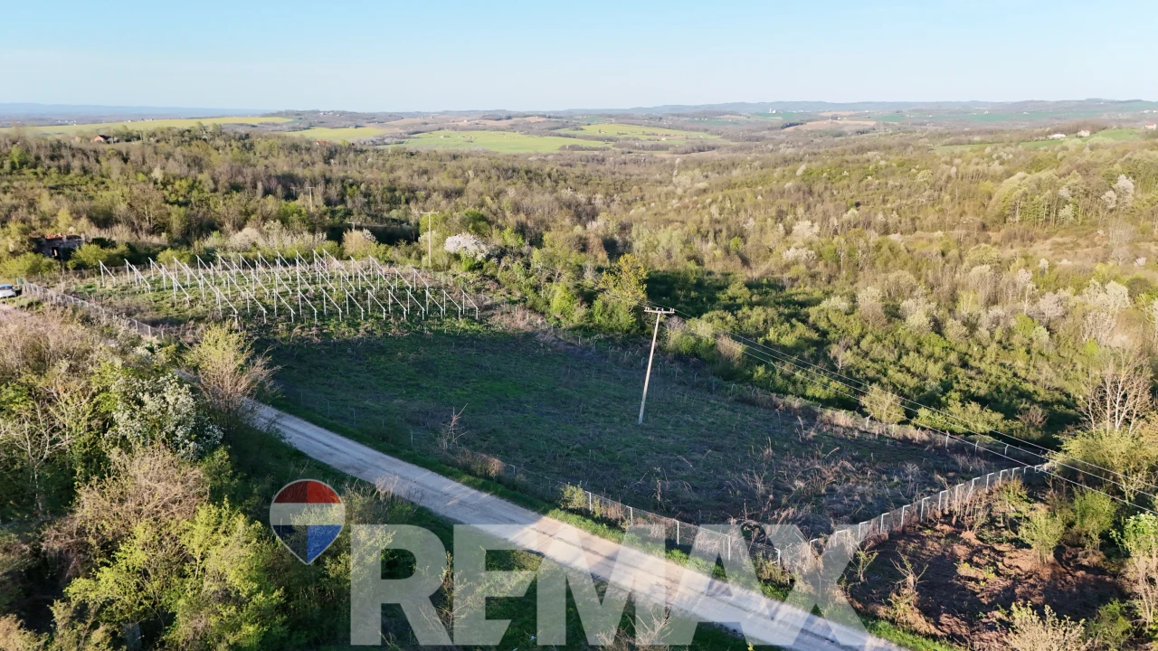 Zemljište za solarnu elektranu | 52.317 m2 | Derventa 2