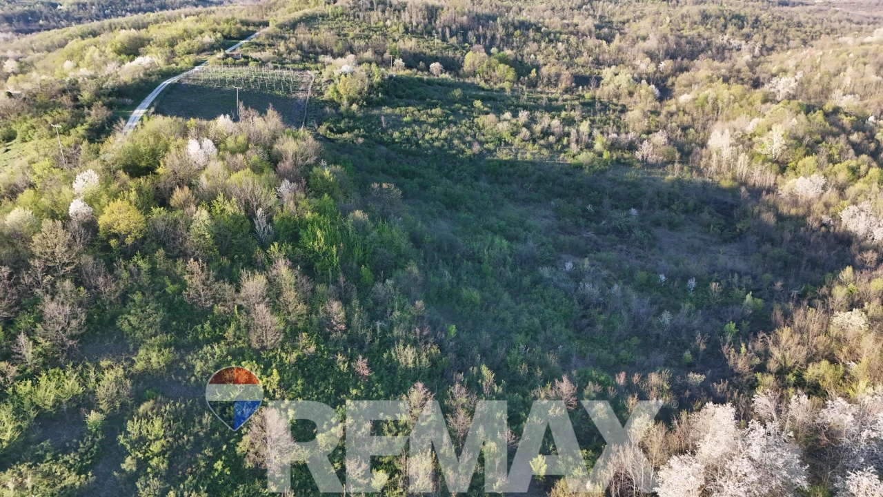 Zemljište za solarnu elektranu | 52.317 m2 | Derventa 12