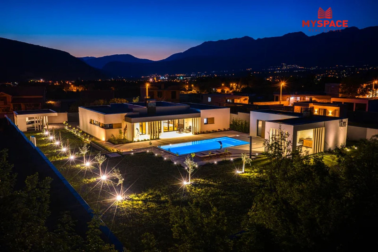 MY SPACE/ LUX Vila sa bazenom/ Mostar/ NOVOGRADNJA/ 213 m2 19