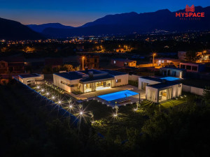 MY SPACE/ LUX Vila sa bazenom/ Mostar/ NOVOGRADNJA/ 253 m2