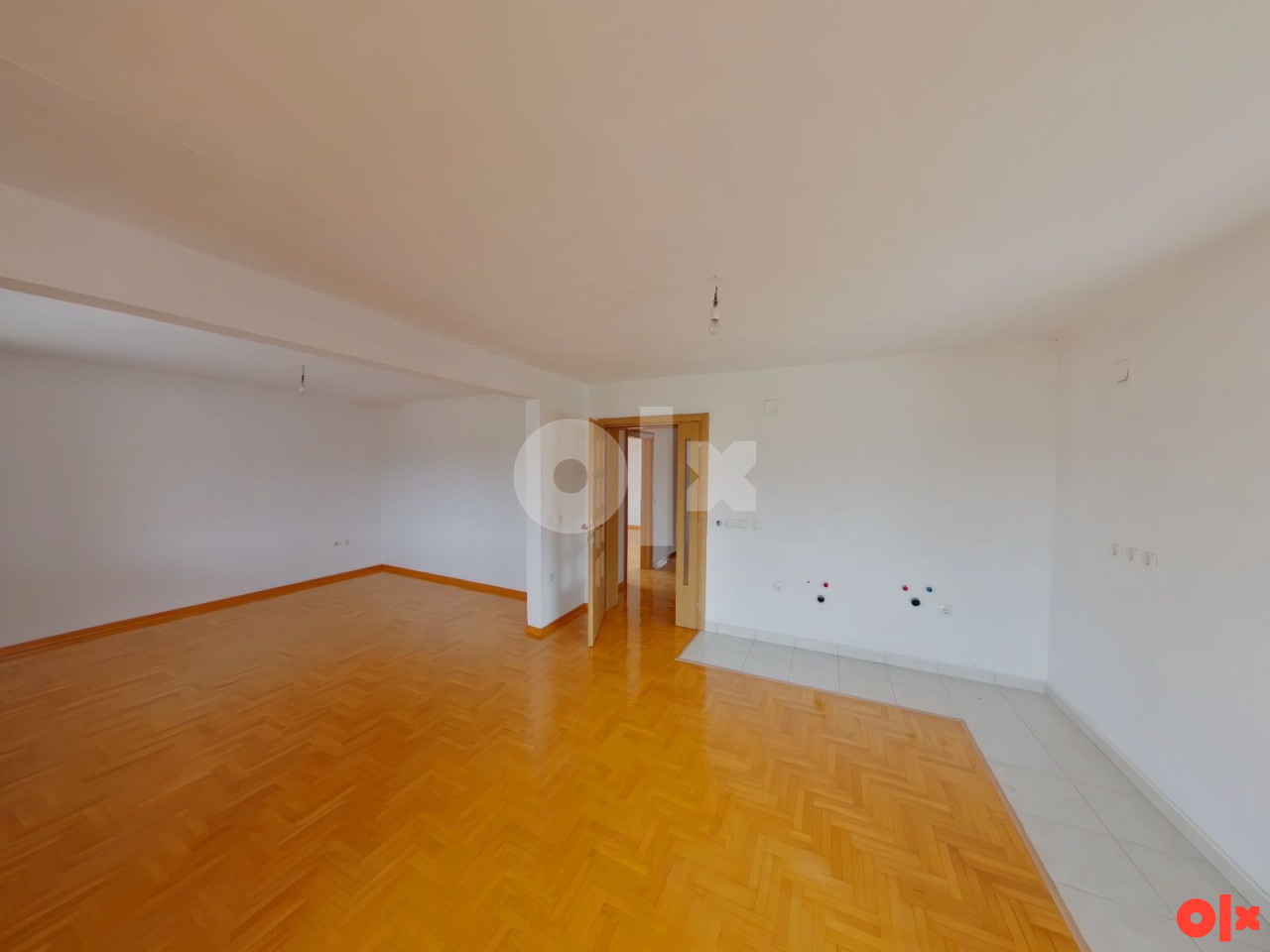 100948 Kuća na dvije etaže 280m2, Hotonj 4