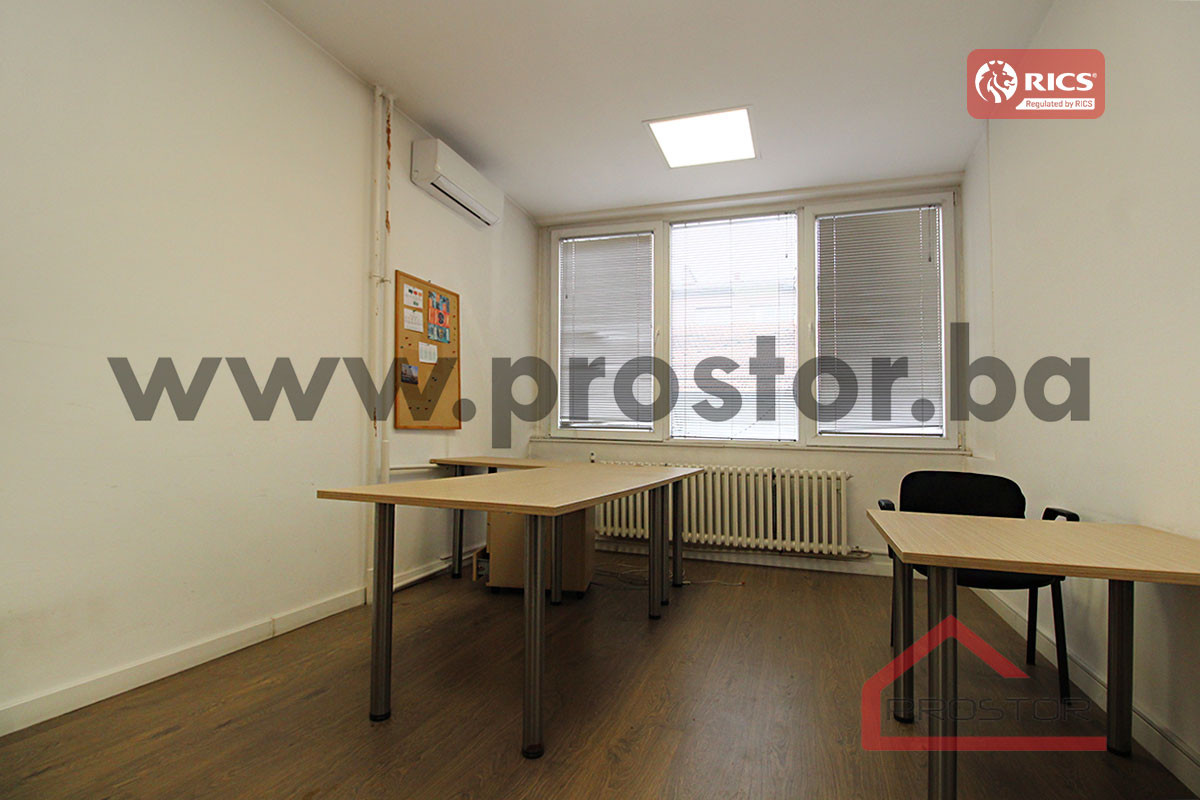 PROSTOR izdaje: Poslovna zgrada, 1643m2, Centar 10