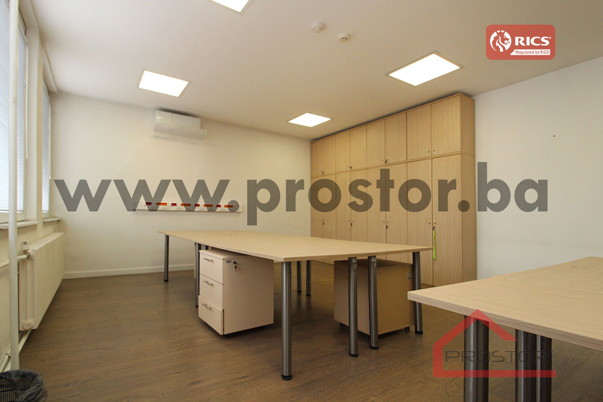 PROSTOR izdaje: Poslovna zgrada, 1643m2, Centar 12