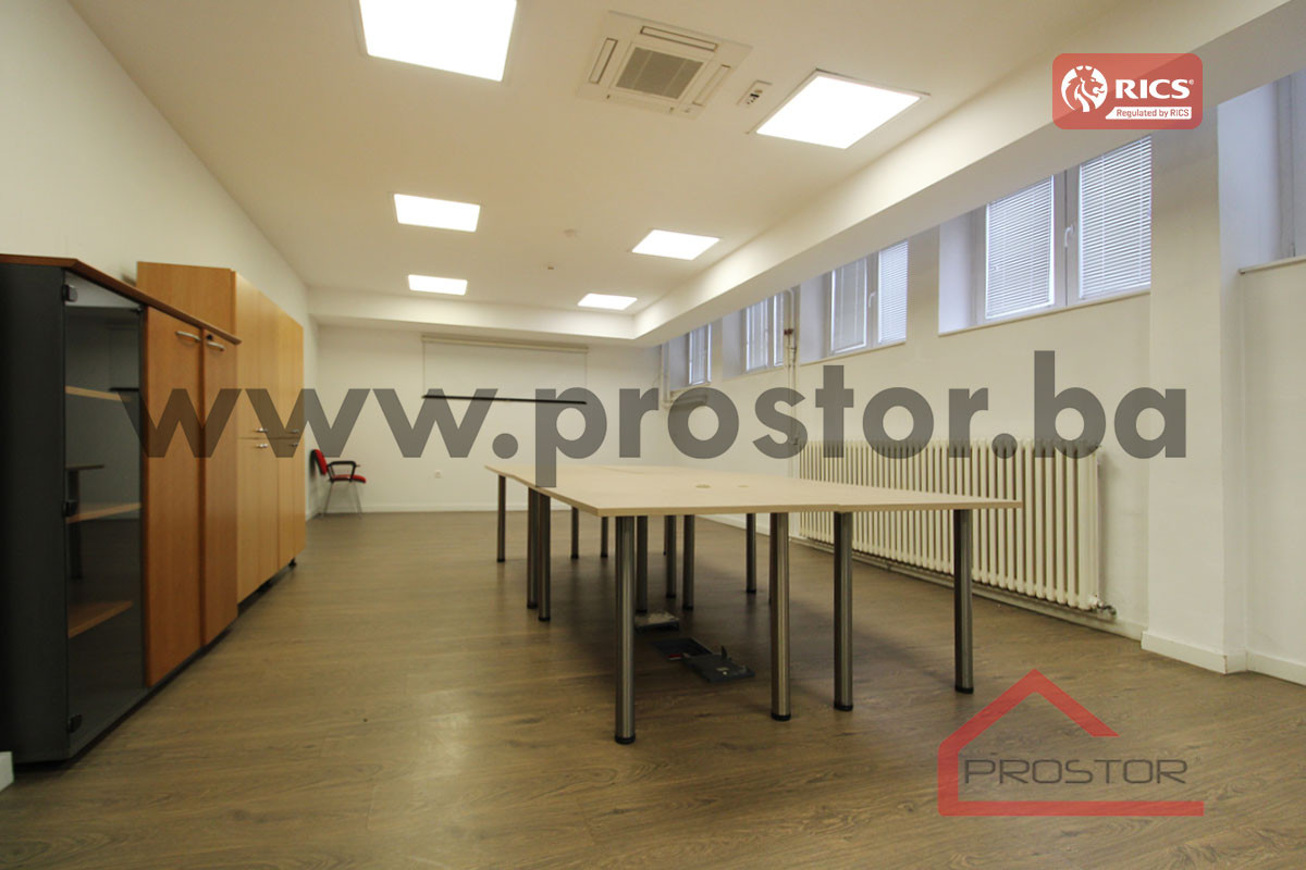 PROSTOR izdaje: Poslovna zgrada, 1643m2, Centar 17