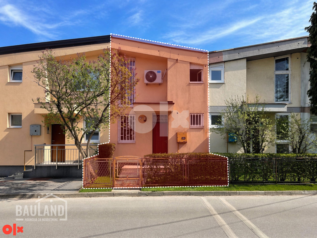 BAULAND/ Dvoetažni stan 97m2/ Dvorište i garaža/Pejton Ilidža 2
