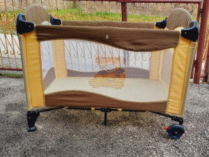 KREVETIC ZA BEBE  putni KREVETAC  BABY  MEDO BRUUUNDO