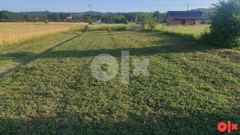 Plac Rasavci, u blizini rijeke Sane, 304 m2 2