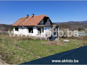 Porodično imanje od 30 000m2, Bare, Tuzla