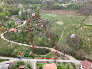 Zemljište 3076 m2 | 7 km od centra Banja Luke