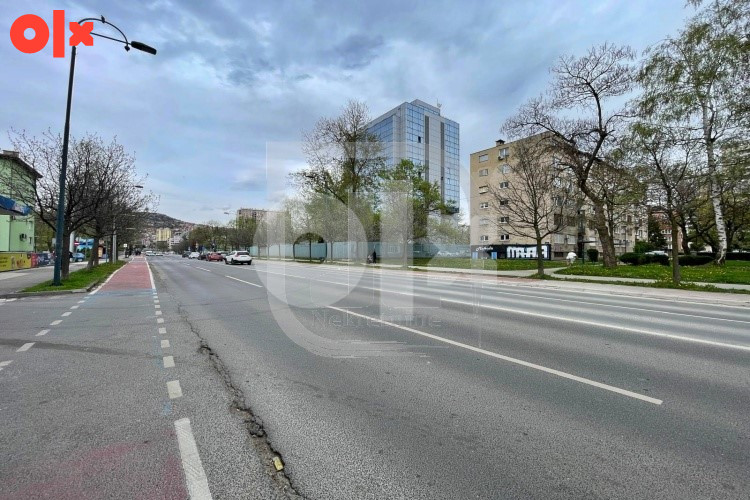 Namješten dvosoban stan na odličnoj lokaciji, Grbavica