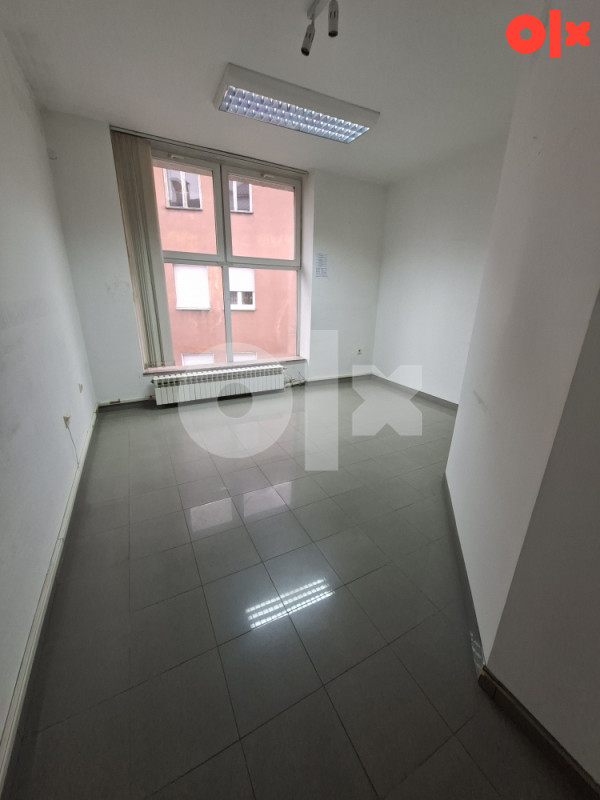 Na prodaju- Poslovni prostor Banja Luka 4