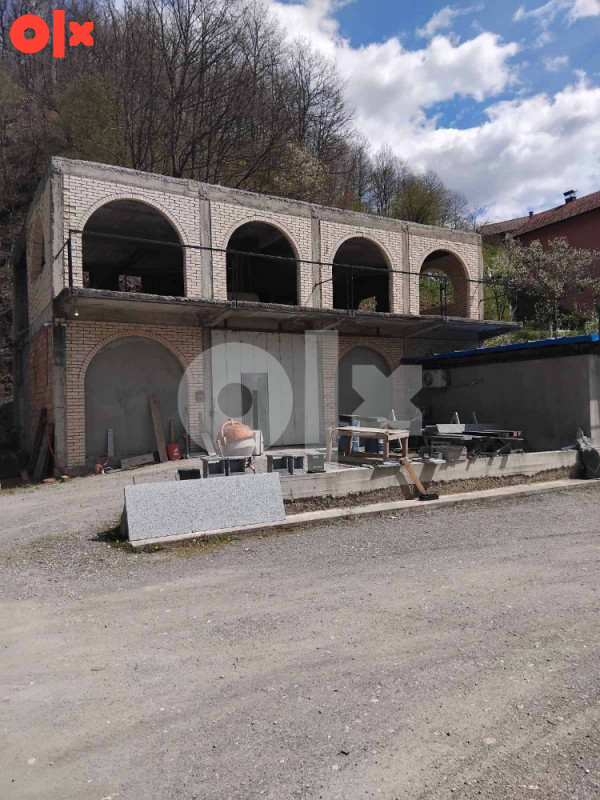 Kuća u izgradnji na Ustiprači 3